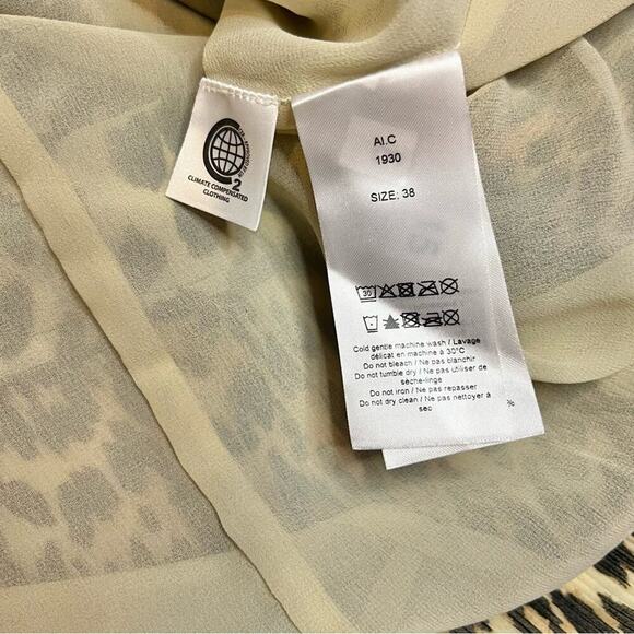 Ganni Leopard Print Pleated Bell Sleeve Crop Blouse - Picture 6 of 7